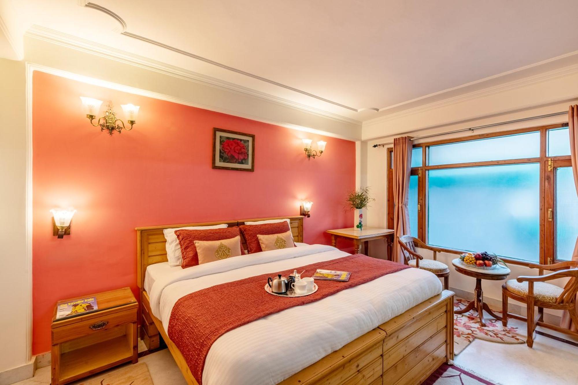 Alaya Stays Meridian Oak, Shimla Bagian luar foto
